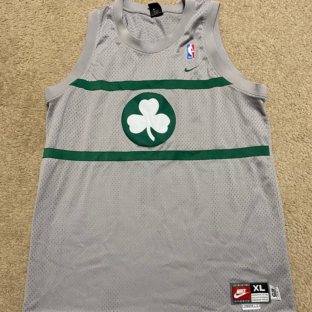 Paul Pierce jersey XL